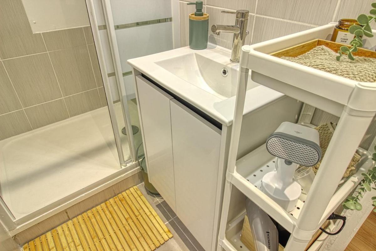 אנגן-לה-באן Maison Boueno II - Guest House 15' From Paris Center מראה חיצוני תמונה
